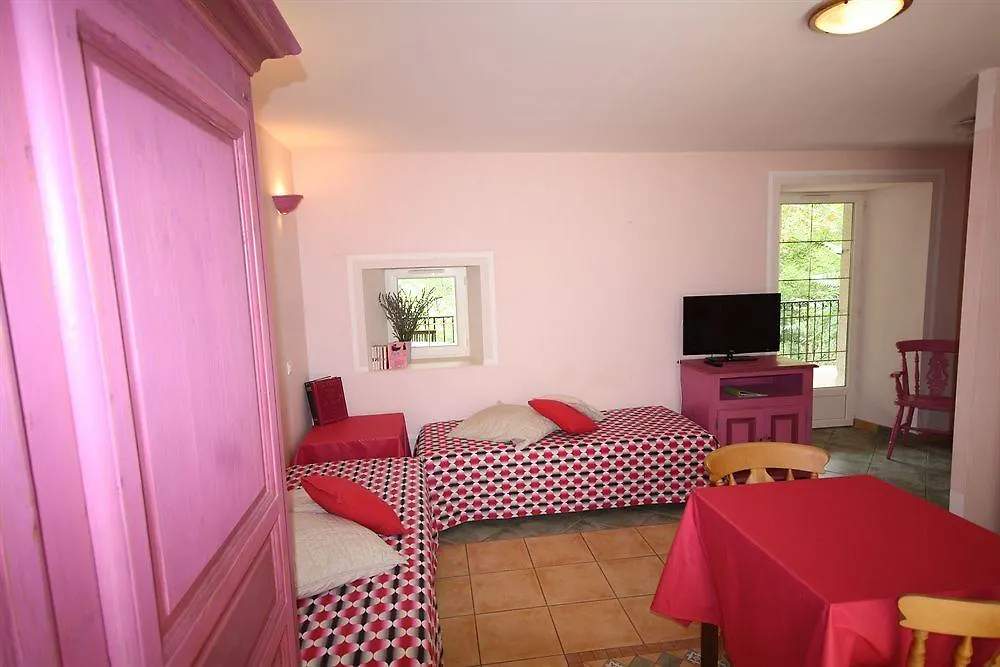 Logis Hotel Restaurant Le Domaine De L'Eau Vive Largentiere 3*,