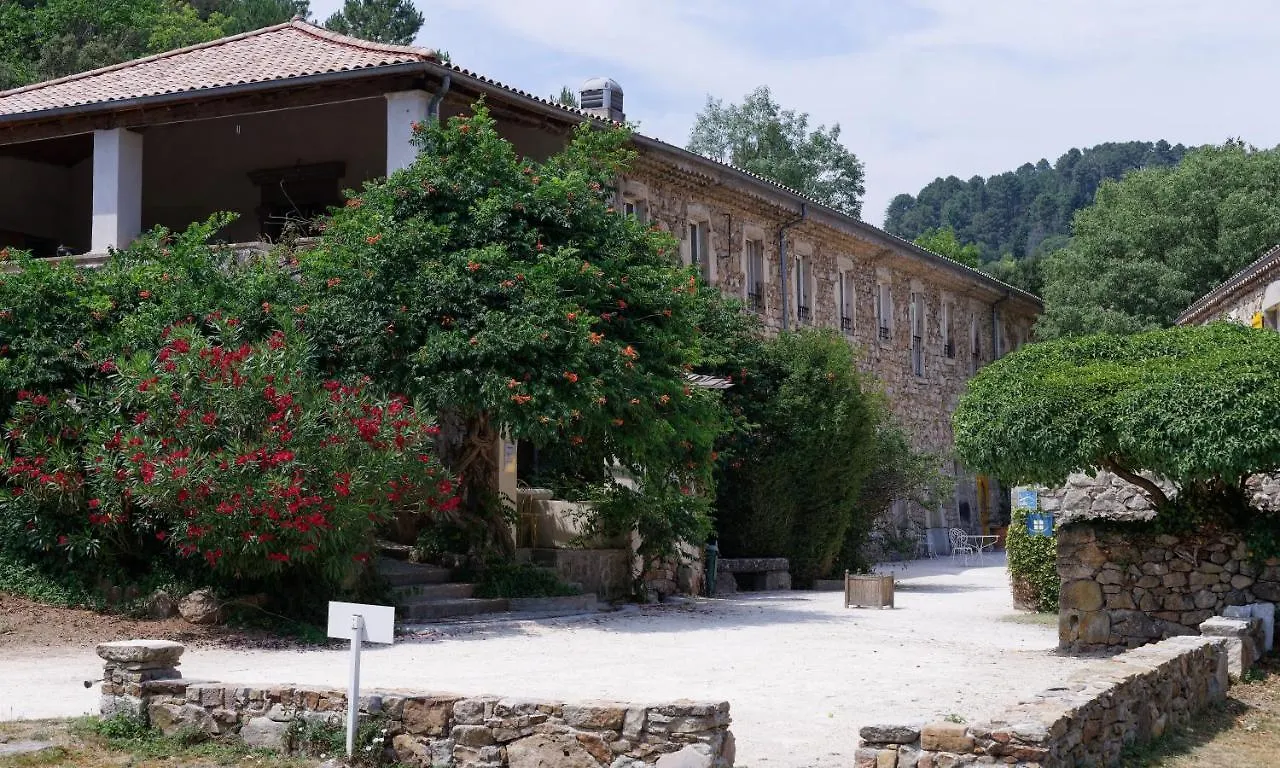 Logis Hotel Restaurant Le Domaine De L'Eau Vive Largentiere