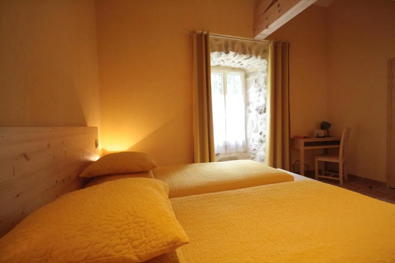 Logis Hotel Restaurant Le Domaine De L'Eau Vive Largentiere
